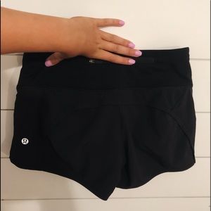 LULULEMON Black Speed-Up 2.5 inch